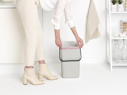 Brabantia Sort & Go Kitchen Recycling Bin | M / 6.6 Gal / 25L | Light Gray | Removable Stay-Open Lid, Carry Handle | Trash Can for Bottles, Cans, Paper, Glass | Wall-Mounting Bracket Sold Separately