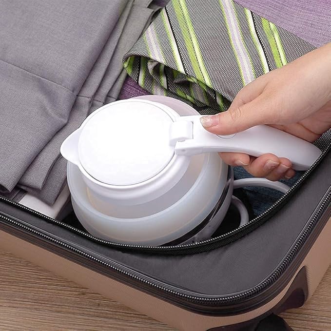 Foldable Electric Kettle, Upgraded Food Grade Silicone,600W 600ML Flash Heat Small Portable Travel Electric Kettle,110V US Plug (Pure White)