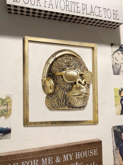 Animal Heads Wall Decor (Includes Metal Frame) Resin Animals Sculptures Head Wall Hanging Decoration Gold vintage Wall Sculpture for Living Room Bedroom Office (Gorilla)