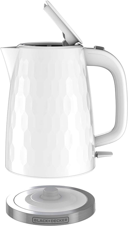 BLACK+DECKER 1.7L Cordless Electric Kettle, KE1560W, Premium Texture, Water Window, Rapid Boil, Auto Shutoff, White