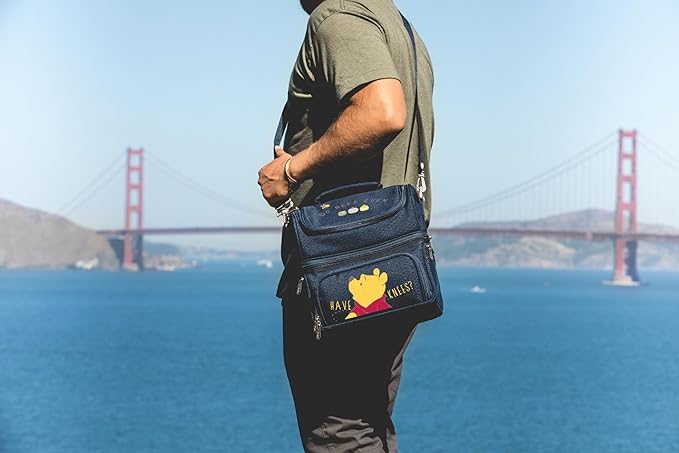 PICNIC TIME Disney Winnie the Pooh Pranzo Insulated Lunch Box, Soft Sided Lunch Bag with Picnic Set, Dual Compartment Cooler Lunch Box, (Navy Blue)