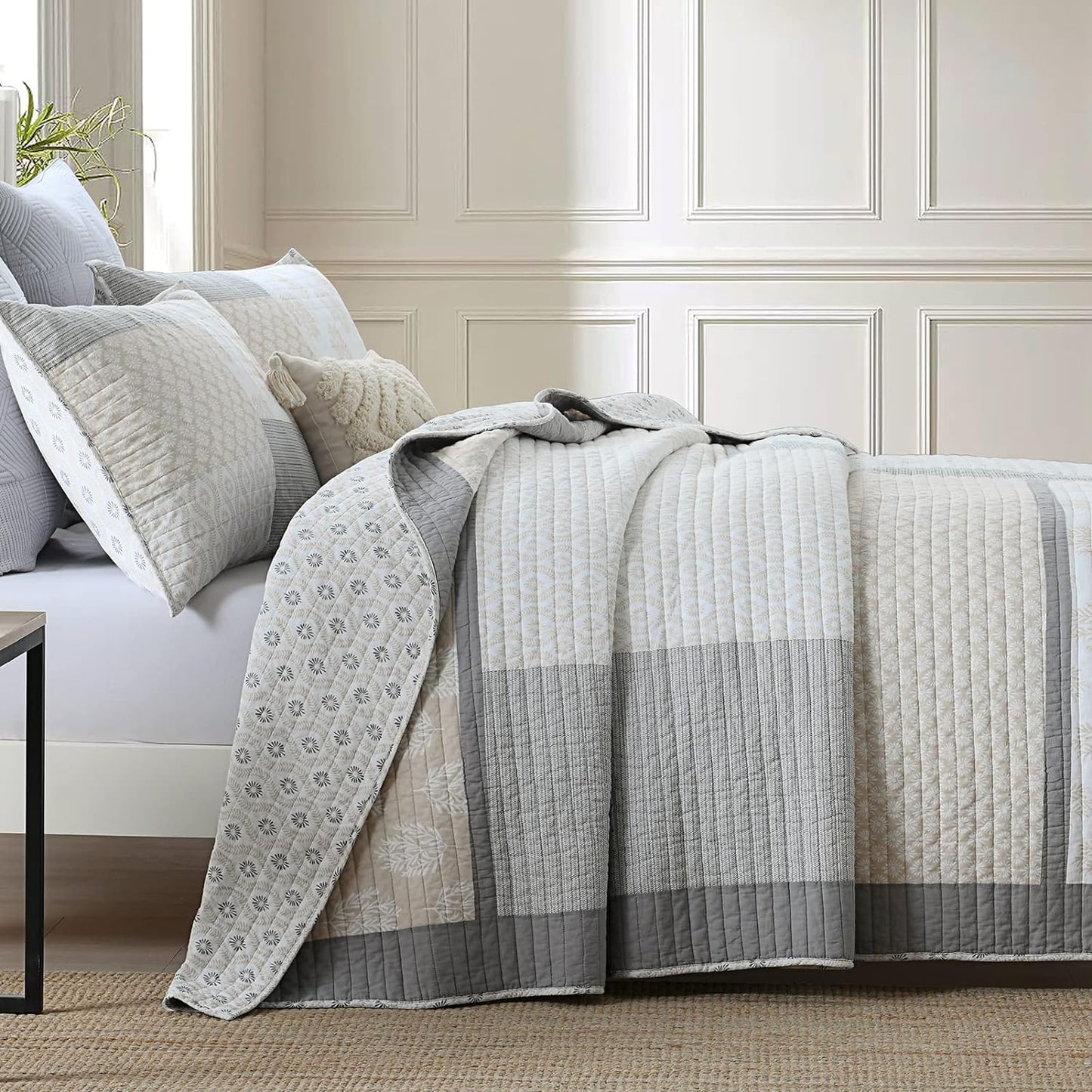 PANGUSHAN Quilt Set King Size, 100% Cotton Bedspread Quilt Bedding Set, Floral Patchwork Quilt Set for King Bed, Moonbeam Bed Spread, Lightweight Comforter Reversible Quilt, All Season, 3 Pieces