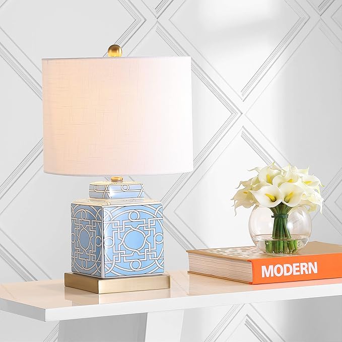 JONATHAN Y 22" Blue/White Modern Ceramic Ginger Jar Table Lamp for Nightstand, Square Lattice Transitional Chinoiserie Lamp for Living Room, White Linen Shade, LED Bulb JYL3044A