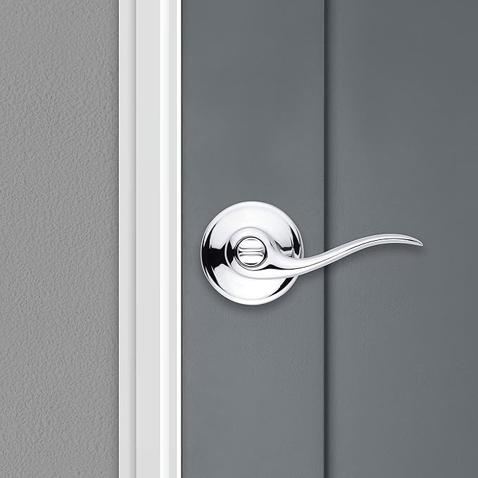 Kwikset Tustin Entry Door Handle with Lock and Key, Secure Keyed Reversible Lever Exterior, Doorlock, For Front Entrance and Bedrooms, Polished Chrome, Pick Resistant Smartkey Rekey Security