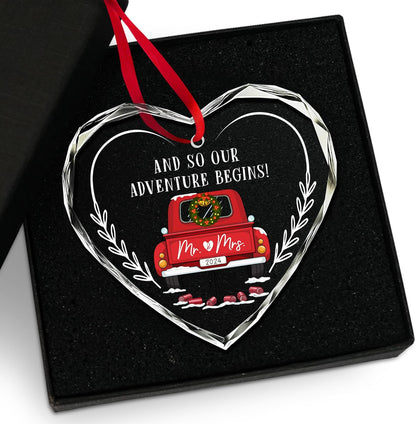 Teezwonder Mr & Mrs Gifts - Christmas Ornaments 2024, Wedding & Engagement Gifts for Couples - Glass Ornaments