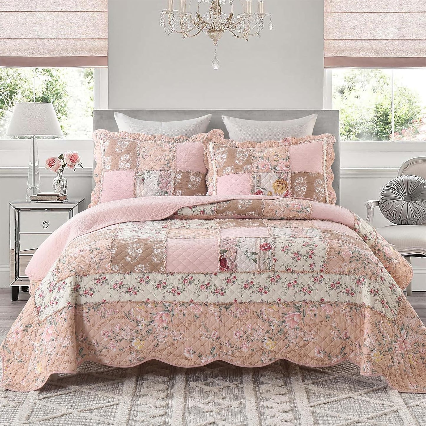 Yvooxny Quilts King Size Patchwork Pink Floral Quilt Set Vintage Shabby Chic Botanical Floral Quilted Bedspread 3-Piece Quilt Set with Ruffle for All Seasons, King Size, 106 * 98 Inches