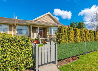 Artificial Ivy Privacy Fence Wall Screen,160x60 in in in UV-Anti Faux Greenery Backdrop Ivy Vine Leaf Hedges Fence Panels for Patio, Balcony, Garden, Backyard Indoor Outdoor Green Wall Decor