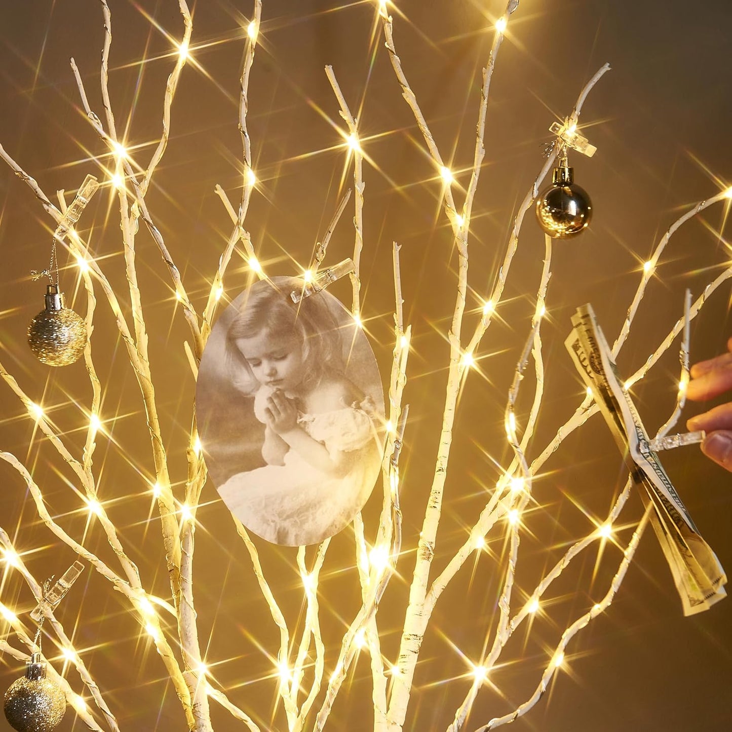 Fudios Lighted Branches Plug in 32IN 200 LED Mantle Winter Decor, White Twig Branch Lights for Christmas Holiday Party Indoor Outdoor