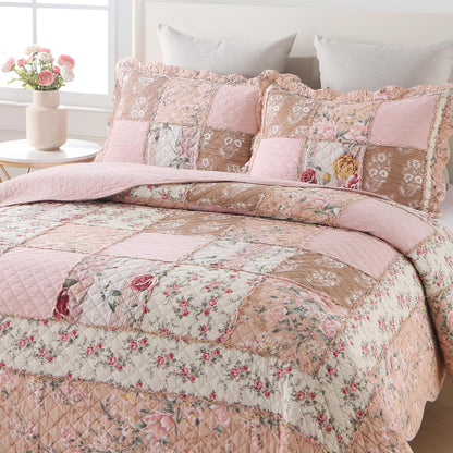 Yvooxny Quilts California King Patchwork Pink Floral Quilt Set Vintage Shabby Chic Botanical Quilted Bedspread 3-Piece Quilt Set with Ruffles for All Seasons, California King, 118 * 110 Inches