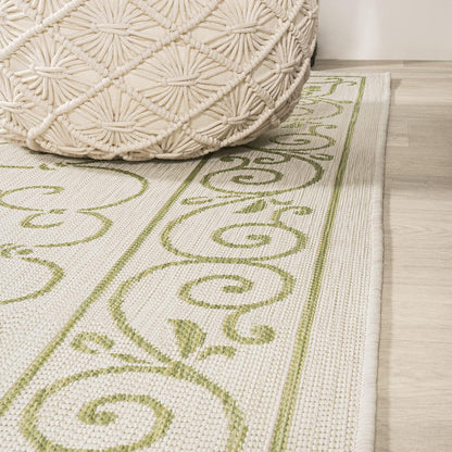 JONATHAN Y Vintage Filigree Indoor Outdoor Round Area Rug 5 Ft Cream/Green, Charleston Textured Weave for Backyard, Patio, Porch, Easy-Cleaning, High Traffic, Pet-Friendly, Non-Shedding (SMB106I-5R)