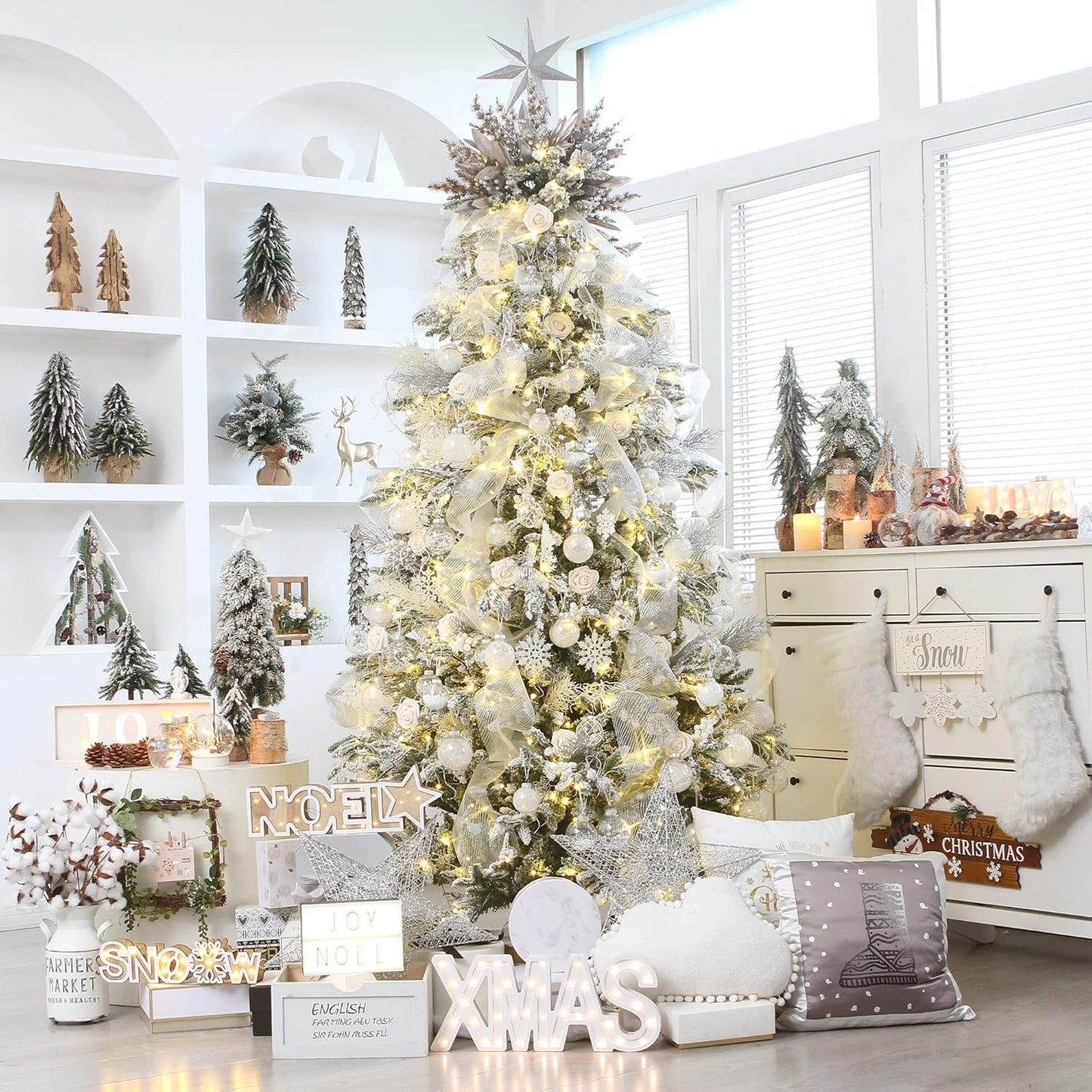 Sea Team Shatterproof Clear Plastic Christmas Ball Ornaments Decorative Xmas Balls Baubles Set with Stuffed Delicate Decorations (60mm/2.36 inch 30-Pack, White)