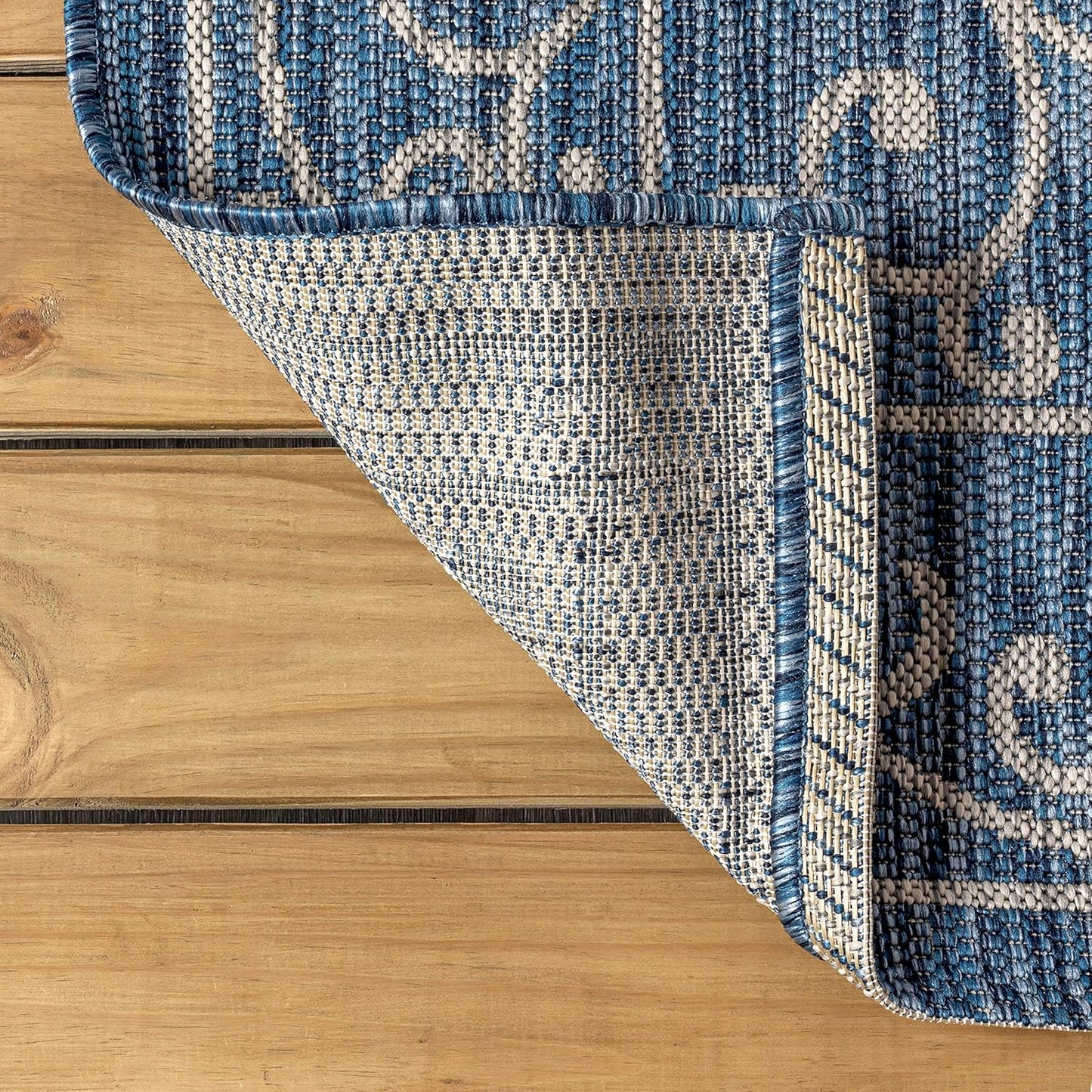 JONATHAN Y Vintage Filigree Indoor Outdoor Square Area Rug 9X9 Navy/Gray, Charleston Textured Weave for Backyard, Patio, Porch, Easy-Cleaning, High Traffic, Pet-Friendly, Non-Shedding (SMB106D-9SQ)
